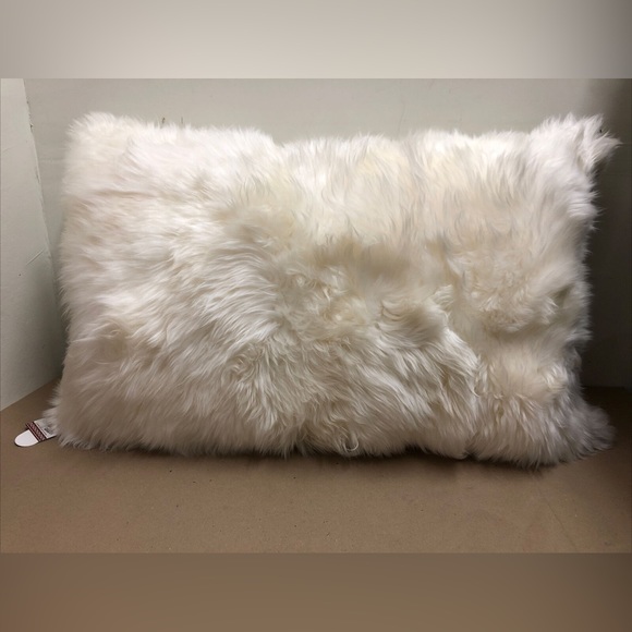 Natures Collection New Zealand Sheepskin Large Ivory Pillow